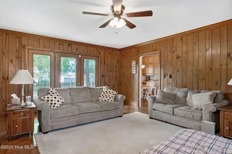518 Forest Lane Wallace NC 28466