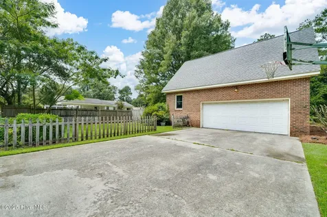 518 Forest Lane Wallace NC 28466