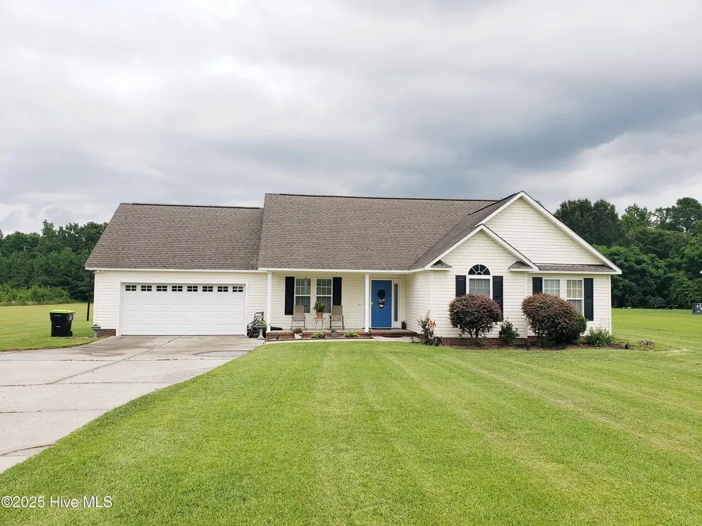 11061 Peacock Road Chadbourn NC 28431