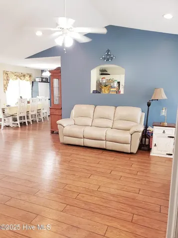 11061 Peacock Road Chadbourn NC 28431