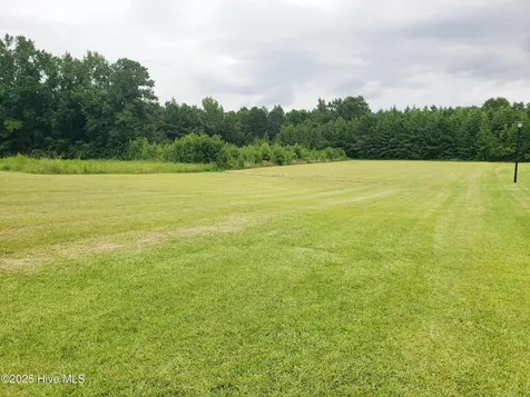 11061 Peacock Road Chadbourn NC 28431
