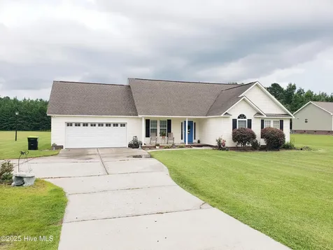 11061 Peacock Road Chadbourn NC 28431