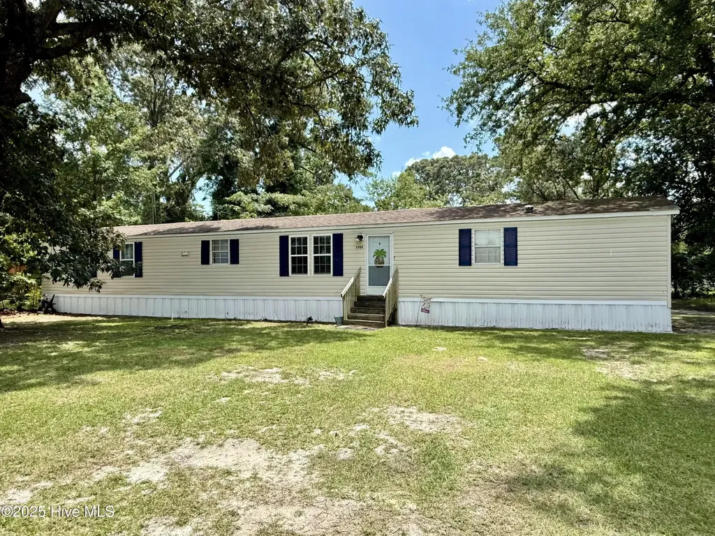1955 Catherine Lake Road Richlands NC 28574