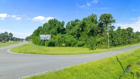 1 Us-258 S Kinston NC 28504