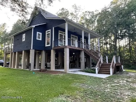 301 Natures Way Ivanhoe NC 28447