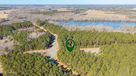 201 Norcum Point Road Edenton NC 27932