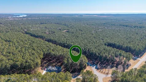 201 Norcum Point Road Edenton NC 27932