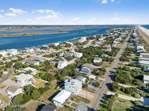 408 S Anderson Boulevard Topsail Beach NC 28445