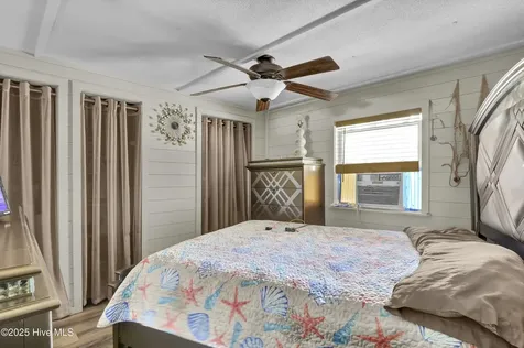 215 Anderson Drive Hampstead NC 28443
