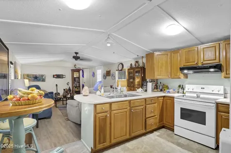 215 Anderson Drive Hampstead NC 28443