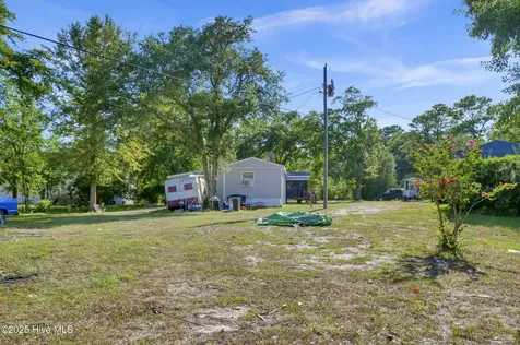 215 Anderson Drive Hampstead NC 28443