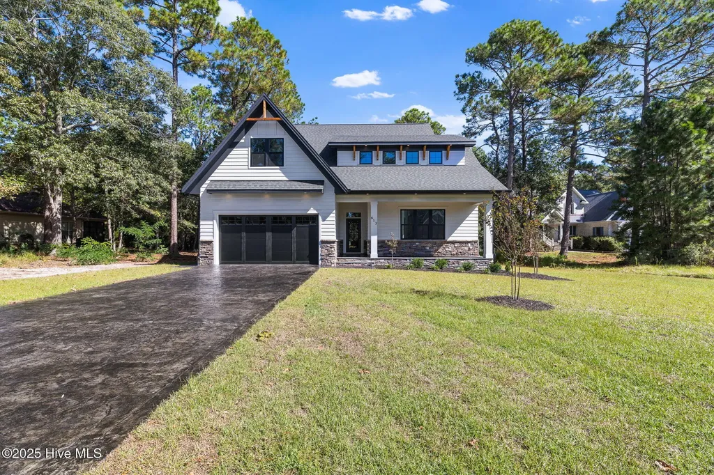 613 Riverwood Drive SE Bolivia NC 28422