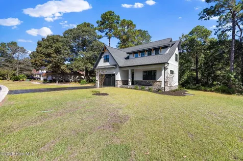 613 Riverwood Drive SE Bolivia NC 28422