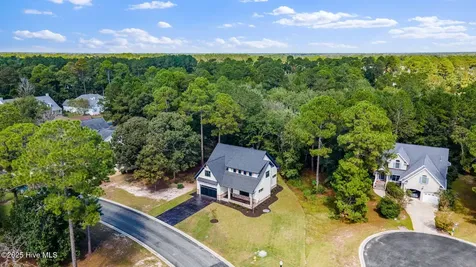 613 Riverwood Drive SE Bolivia NC 28422