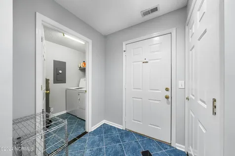 3030 Marsh Winds Circle Southport NC 28461