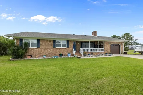 198 Mary Ella Road Harkers Island NC 28531