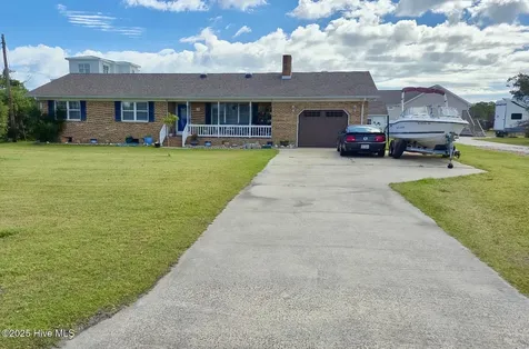 198 Mary Ella Road Harkers Island NC 28531