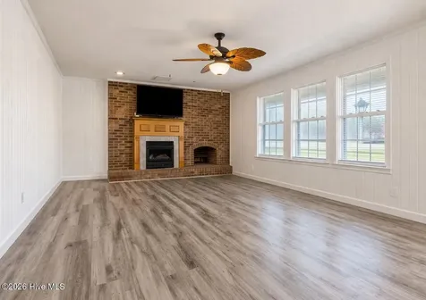 198 Mary Ella Road Harkers Island NC 28531