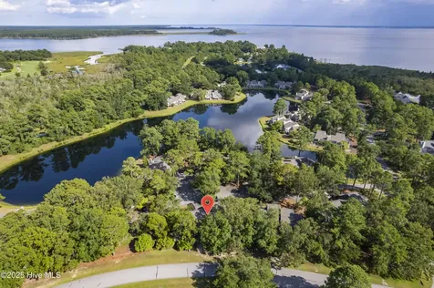 7801 Windward Drive New Bern NC 28560