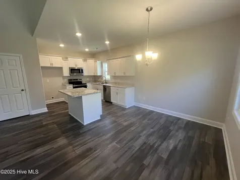 133 Dallas Drive Beulaville NC 28518