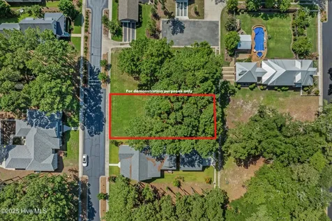 9266 W Lake Road Calabash NC 28467