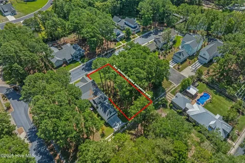 9266 W Lake Road Calabash NC 28467