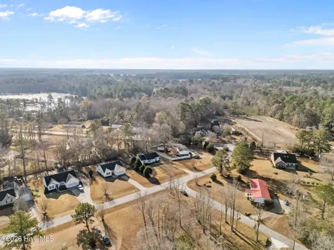 2480 Cardinal Avenue NW Longwood NC 28452