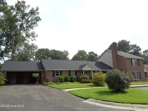 844 Westminster Lane Kinston NC 28501