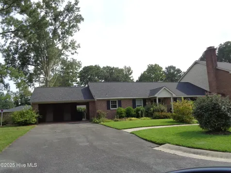 844 Westminster Lane Kinston NC 28501