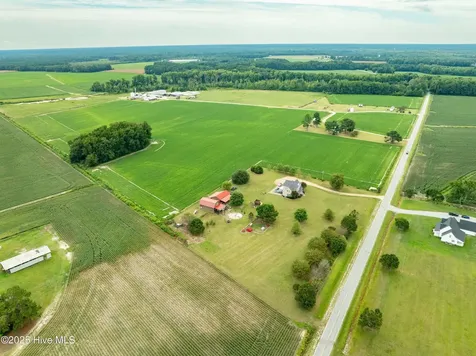 1885 Bennett Road Oak City NC 27857
