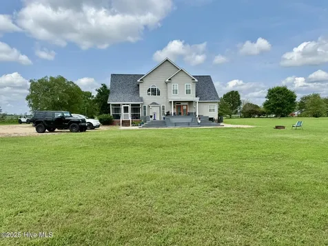 1885 Bennett Road Oak City NC 27857