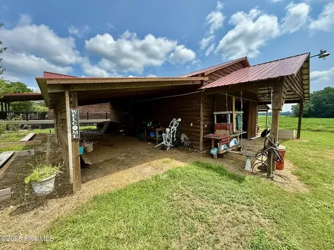 1885 Bennett Road Oak City NC 27857