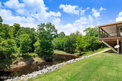 839 Henderson Road Trenton NC 28585