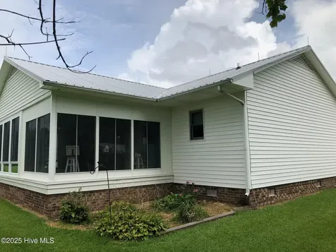 39488 Hwy Nc 264 E Belhaven NC 27810