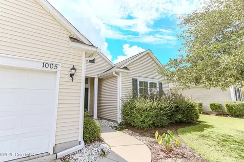 1005 Meadowlands Trail Calabash NC 28467