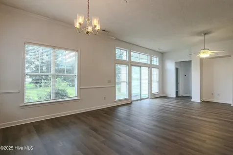 1005 Meadowlands Trail Calabash NC 28467