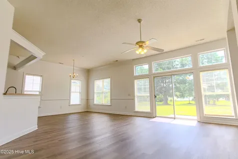 1005 Meadowlands Trail Calabash NC 28467