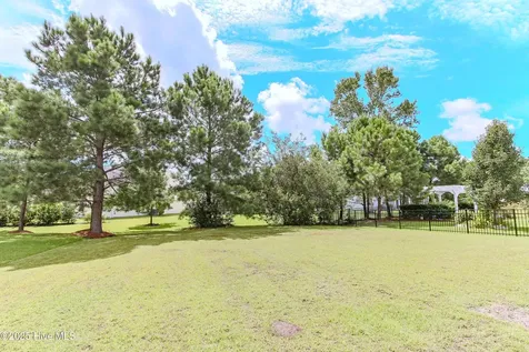 1005 Meadowlands Trail Calabash NC 28467