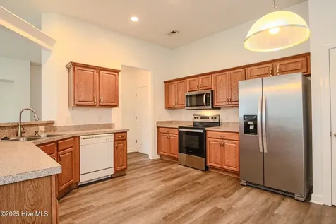 1005 Meadowlands Trail Calabash NC 28467