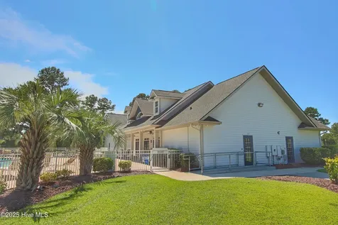 1005 Meadowlands Trail Calabash NC 28467