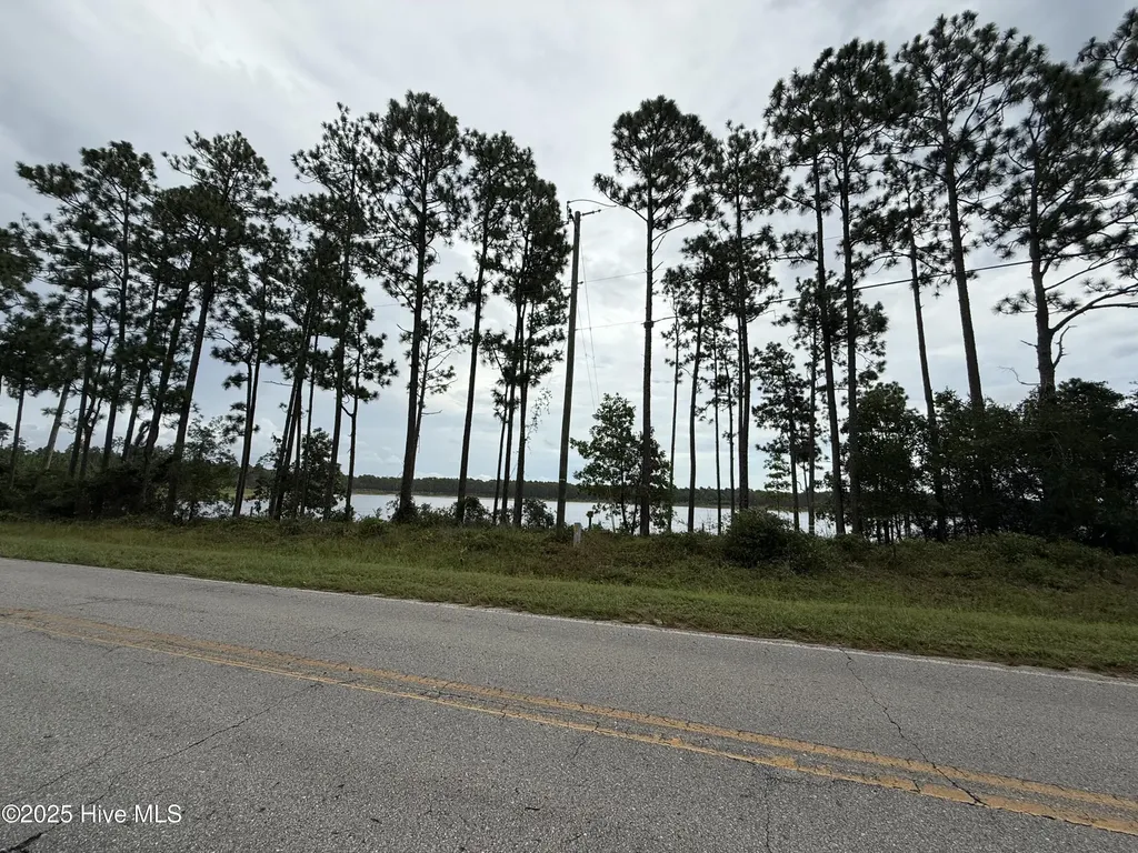 2695 E Boiling Spring Road Southport NC 28461