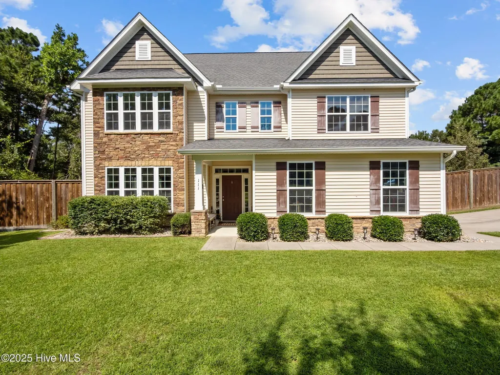 111 Creek End Court Swansboro NC 28584