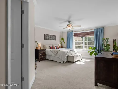 111 Creek End Court Swansboro NC 28584