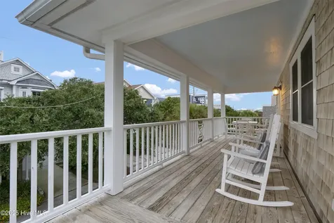 821 Schloss Street Wrightsville Beach NC 28480