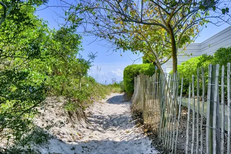 821 Schloss Street Wrightsville Beach NC 28480