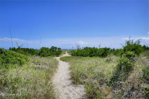 821 Schloss Street Wrightsville Beach NC 28480