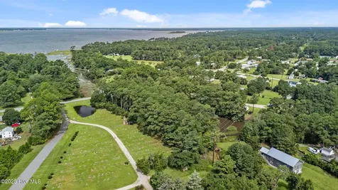 806 Highway 101 Beaufort NC 28516