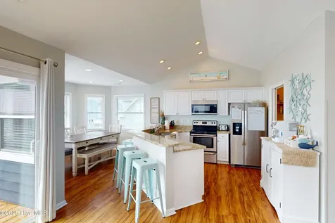 124 N Permuda Wynd Drive North Topsail Beach NC 28460