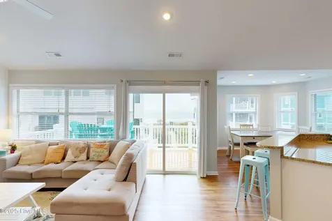 124 N Permuda Wynd Drive North Topsail Beach NC 28460