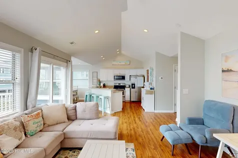 124 N Permuda Wynd Drive North Topsail Beach NC 28460